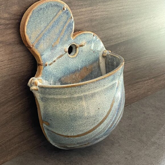 Studio Art Pottery Signed Handmade Blue Ceramic Freeform Hanging Wall Pocket - Picture 3 of 9